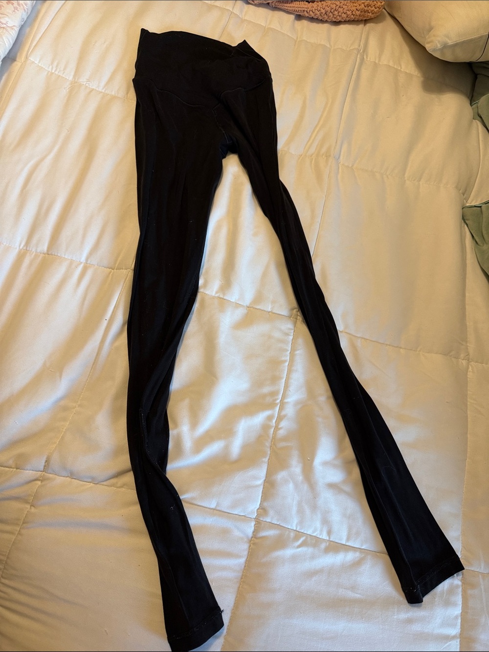Offline by aerie High-Rise Black Leggings with Smooth Silhouette- xs